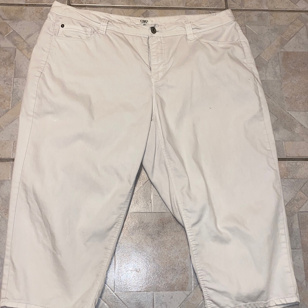 Q womens Cato casual solid white plus size denim capris 18W